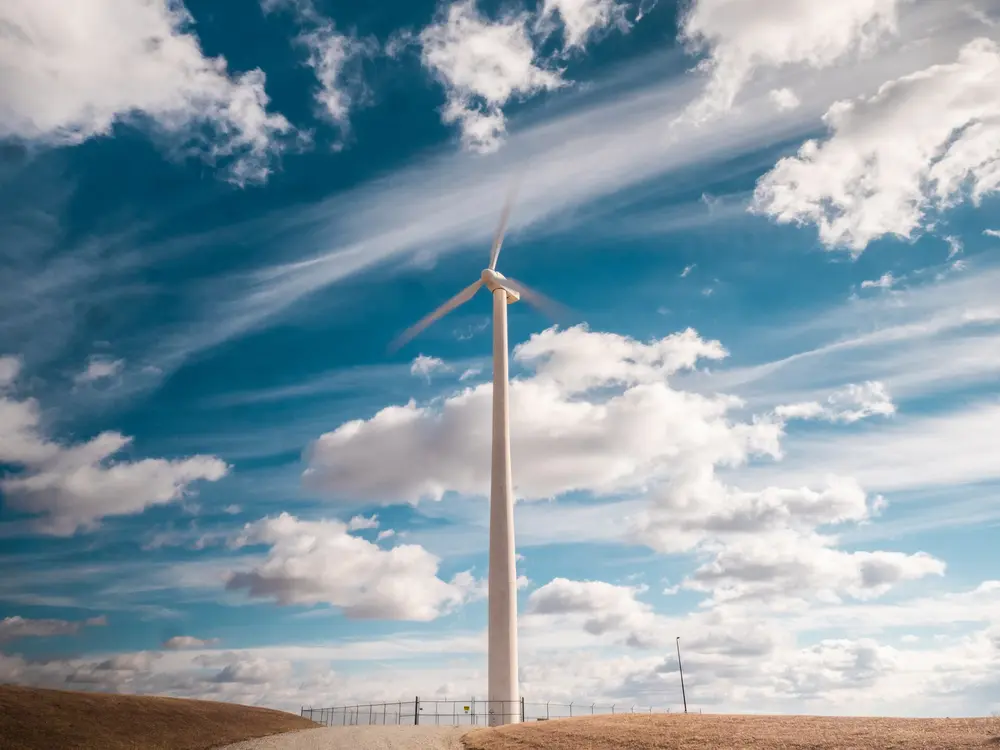 AI and Quantum Research for Global Climate Resilience